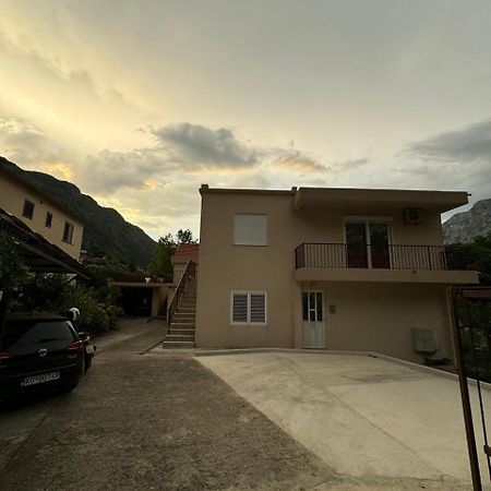 Apartmani Dada Kotor Exterior photo