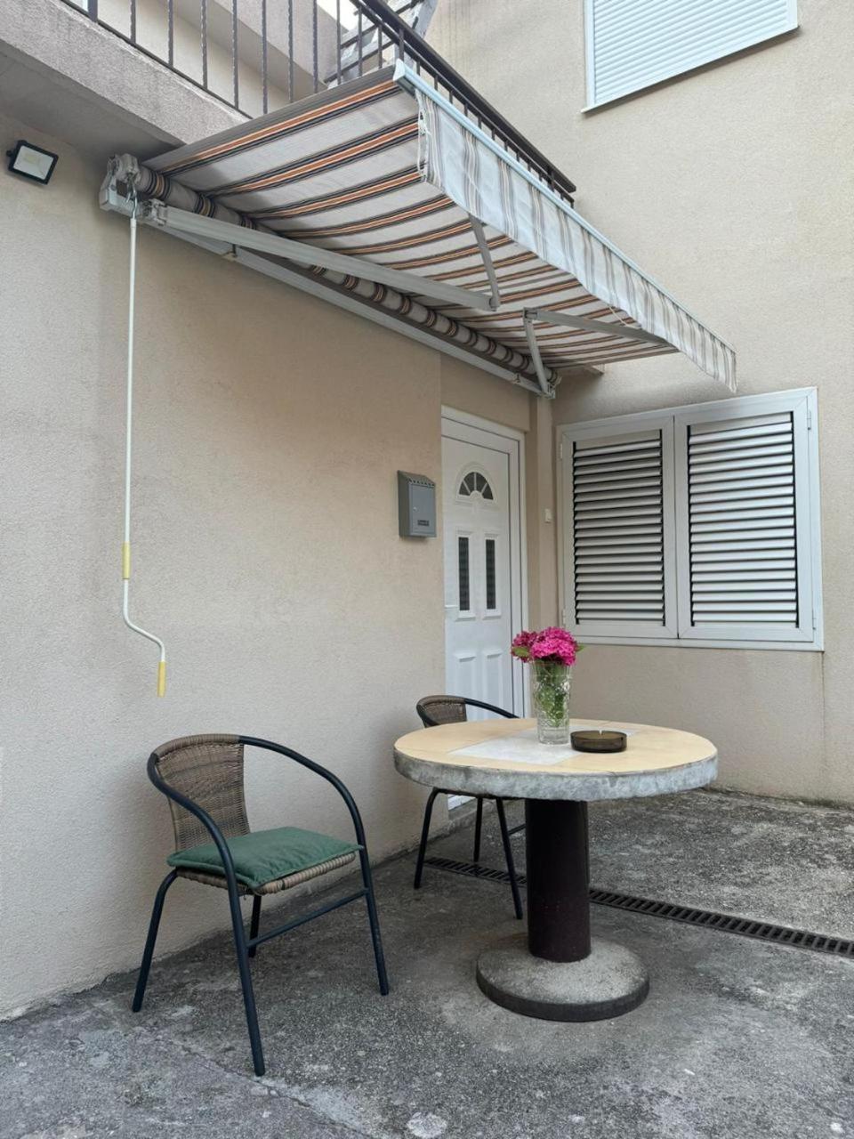 Apartmani Dada Kotor Exterior photo